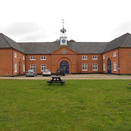 The Stables At Henham Park Bed & Breakfast Southwold Dış mekan fotoğraf